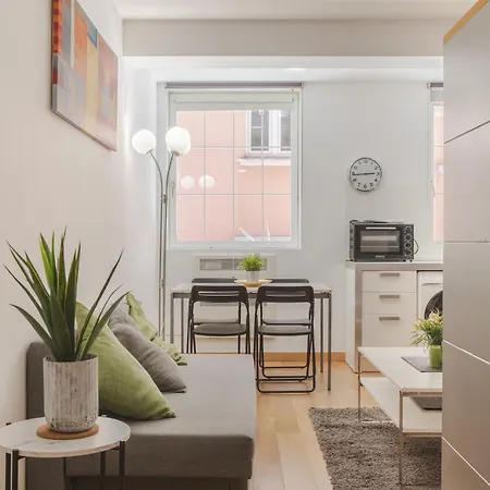 Lazzaro Hub - Nel Cuore Di Apartment Triest